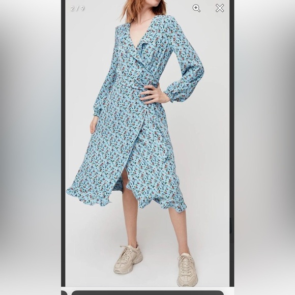 Little moon elm wrap dress Aritzia - Picture 2 of 6